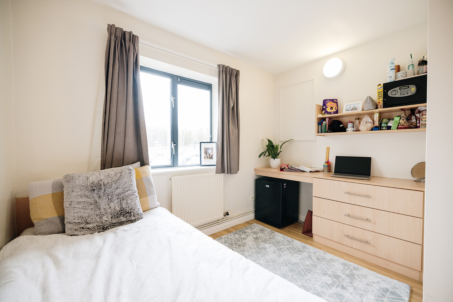 Bedroom in Bishop Burtons student accommodation