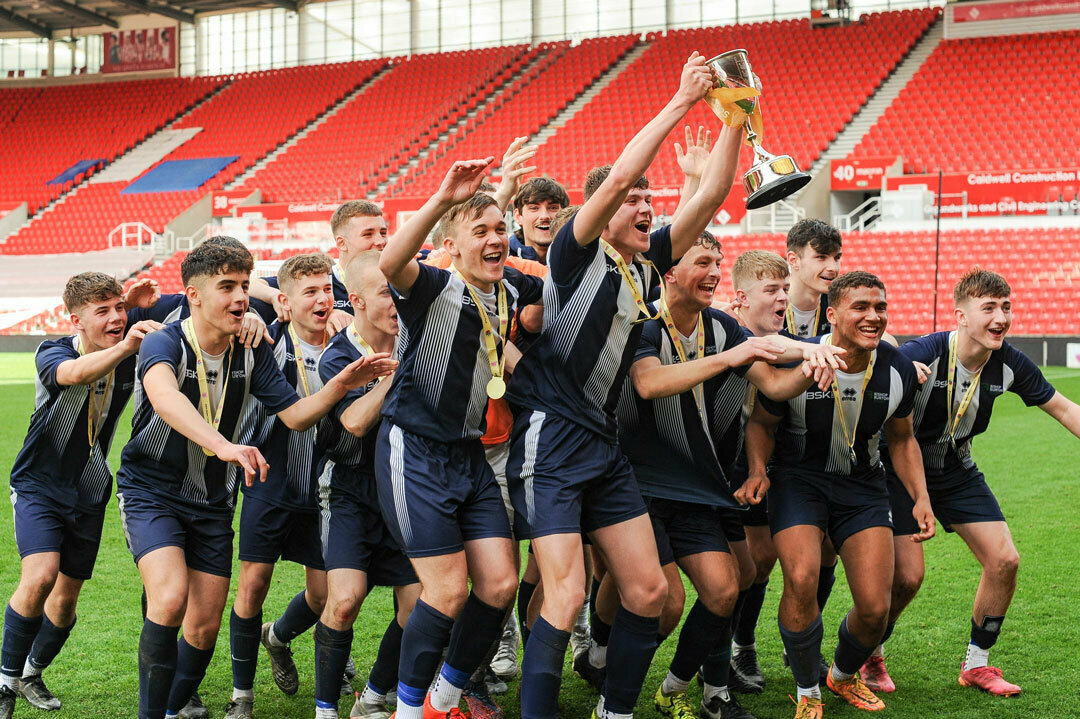 Bishop Burton Mens Football National Champions 2023