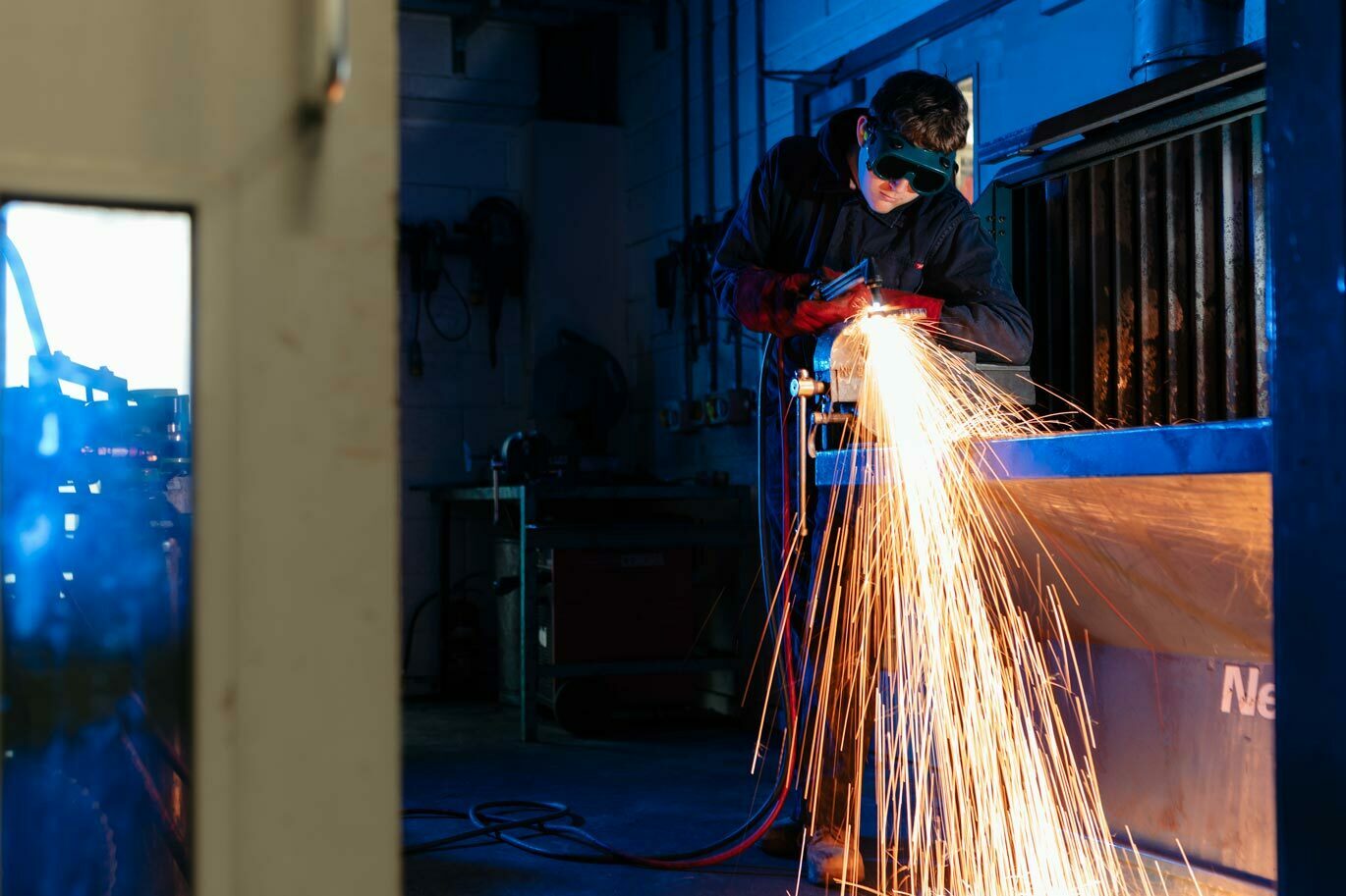 Engin gallery Student on Engineering course welding